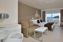Hm Royal Beach Hotel